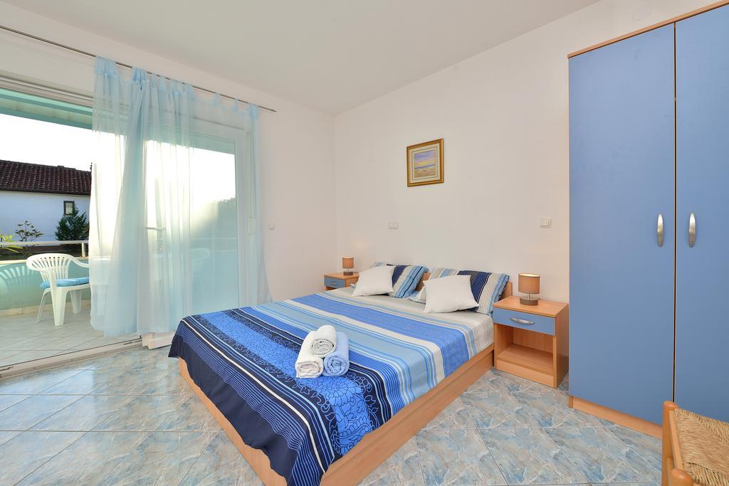 Sara Apartments Petrčane Habitación foto